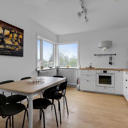 Cozy 2Br Apartment Reykjavík Exteriör bild