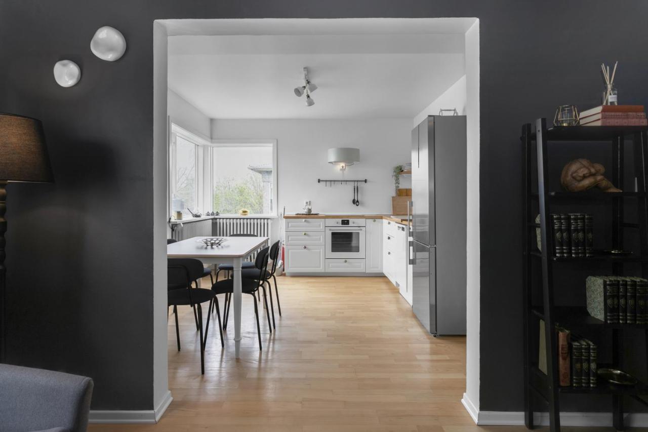 Cozy 2Br Apartment Reykjavík Exteriör bild